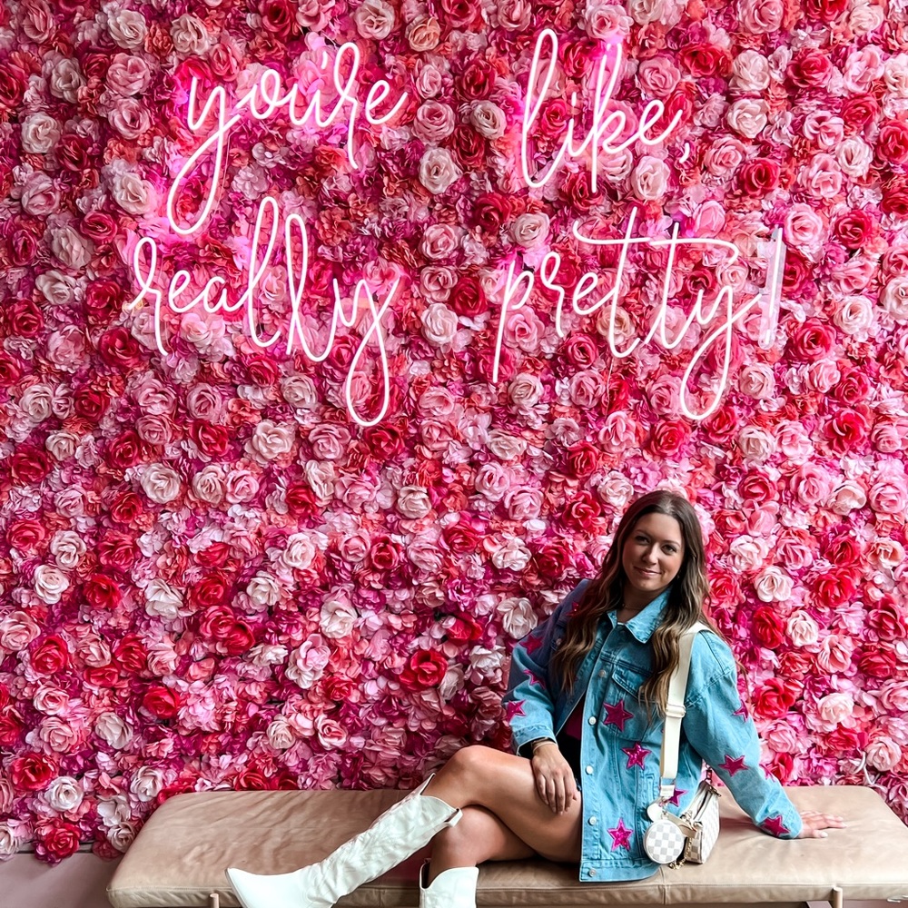 Meet your Posher, Olivia